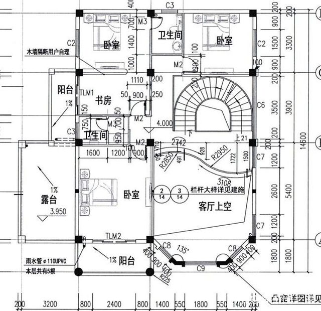 這位業(yè)主一直希望在農(nóng)村蓋一棟漂亮的房子，這也一直是夫妻二人的別墅夢(mèng)。蓋好可以把爺爺奶奶也接來(lái)一起住，一大家子其樂(lè)融融，想想就很美！