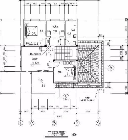 附有停車庫的3層別墅